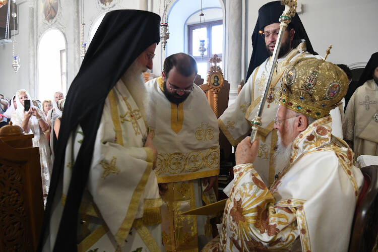 Χειροτονία νέου Επισκόπου Ευδοκιάδος από τον Οικουμενικό Πατριάρχη στην Αττάλεια (ΦΩΤΟ)