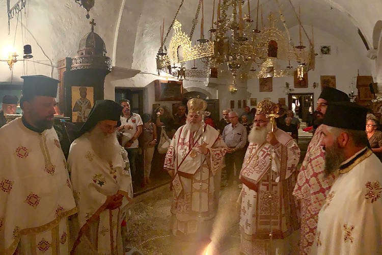 Δισαρχιερατική Αγρυπνία Οσίου Ιωσήφ του Γεροντογιάννη στη Μονή Καψά Σητείας