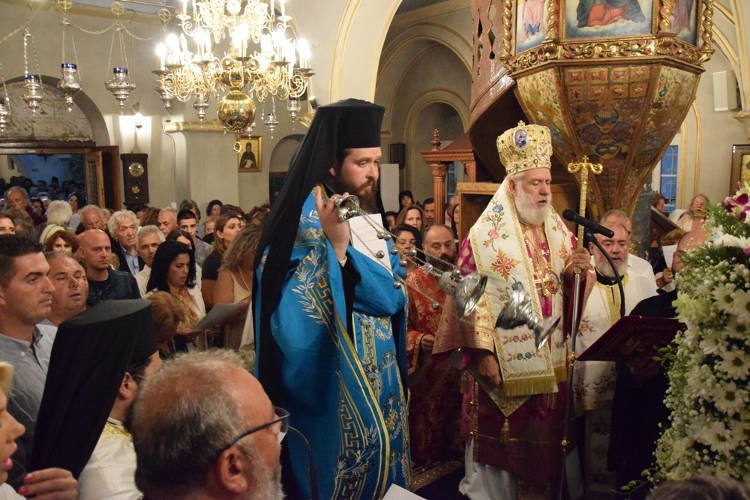 Η Μύκονος τίμησε την προστάτιδα της Παναγία Τουρλιανή