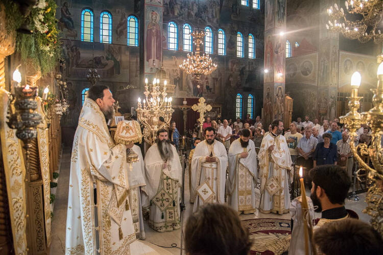 Εορτή της Μεταμορφώσεως του Σωτήρος στην Μητρόπολη Νέας Ιωνίας (ΦΩΤΟ)