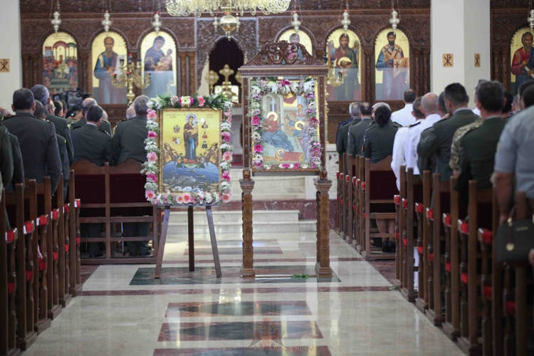 Αρχιεπίσκοπος Κύπρου: Για τα λάθη των νέων φταίμε εμείς οι μεγαλύτεροι (ΦΩΤΟ)