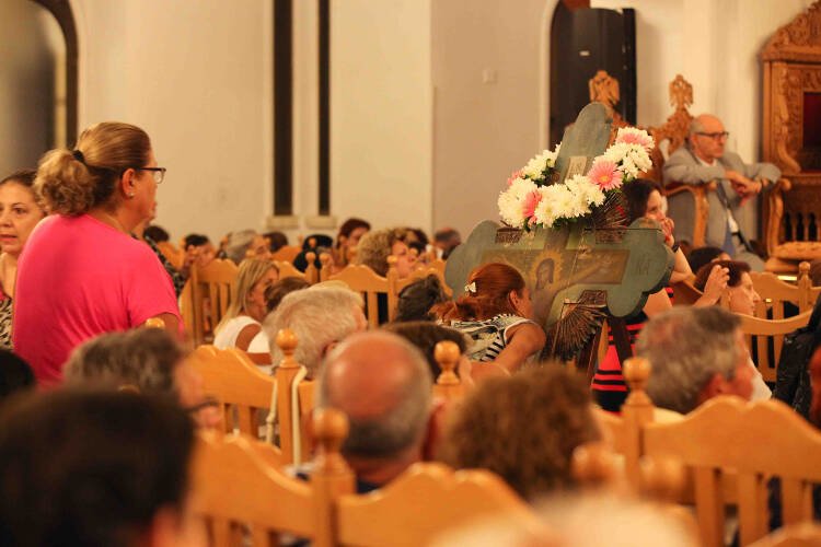 Αρχιεπίσκοπος Κύπρου: Κανείς δεν μπορεί να απαγορεύσει τους Σταυρούς στους μαθητές μας