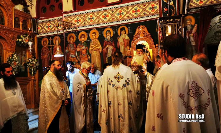 Εορτή της Υψώσεως του Τίμιου Σταυρού στο Ναύπλιο (ΦΩΤΟ)