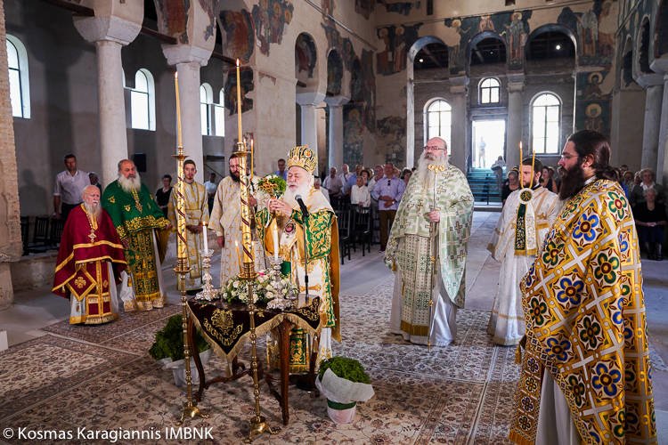 Η Παγκόσμιος Ύψωσις του Τιμίου Σταυρού στη Μητρόπολη Βεροίας (ΦΩΤΟ)