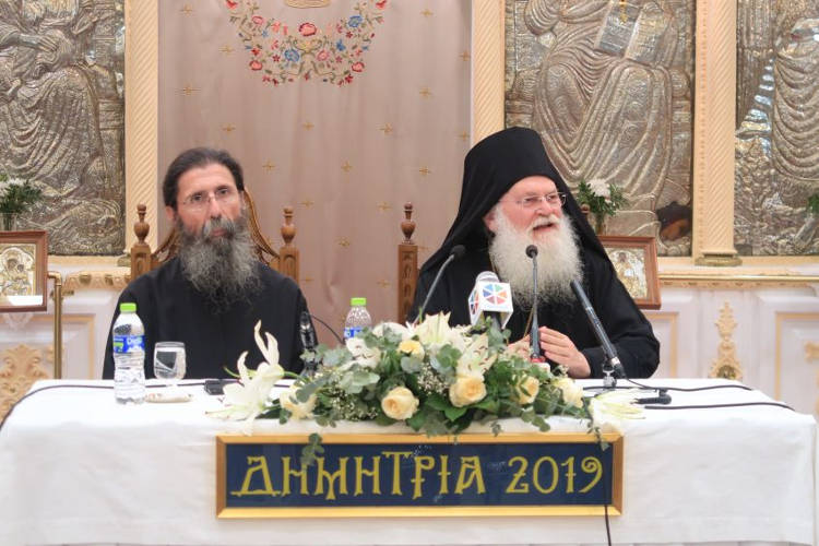 Γέροντας Εφραίμ Βατοπαιδινός: Η Εκκλησία είναι εργαστήριο αγιότητος