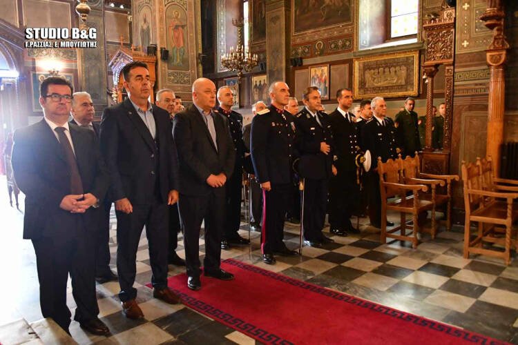 Ημέρα των Ενόπλων Δυνάμεων στο Ναύπλιο (ΦΩΤΟ)