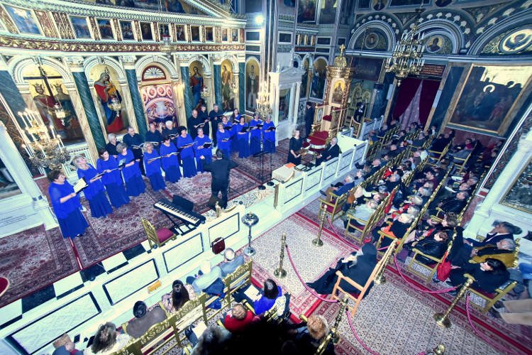 Μυστηριακός Εσπερινός Χριστουγέννων στον Πειραιά