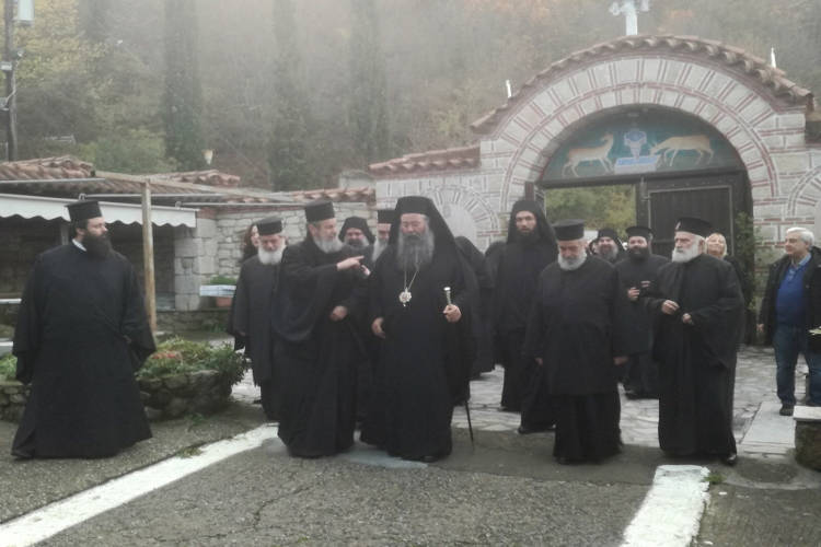 Μοναχική κουρά στη Μονή Παναγίας Μακρυρράχης Πιερίας (ΦΩΤΟ)