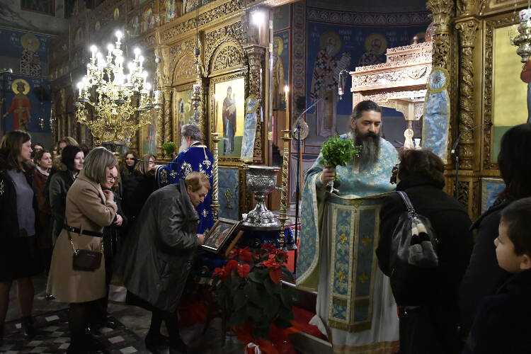 Κατανυκτική Αγρυπνία Φώτων στην Κατερίνη (ΦΩΤΟ)
