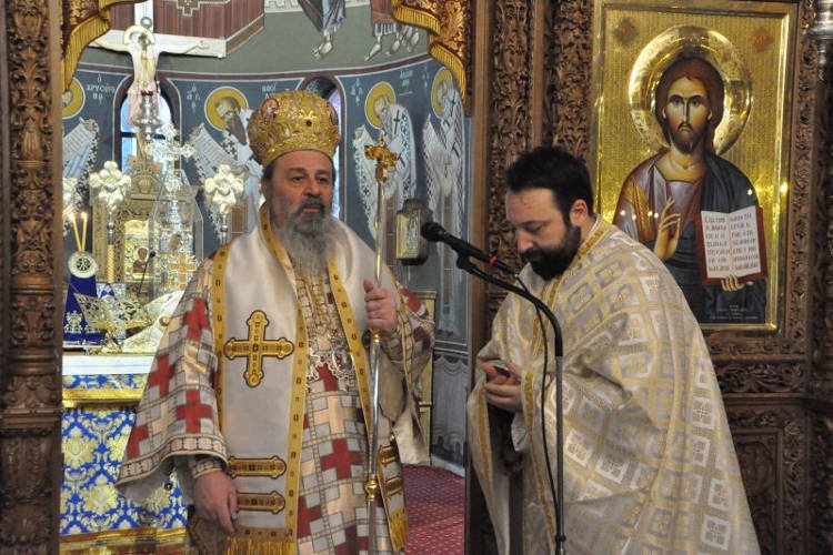 Χειροτονία πρεσβυτέρου στη Μητρόπολη Δράμας