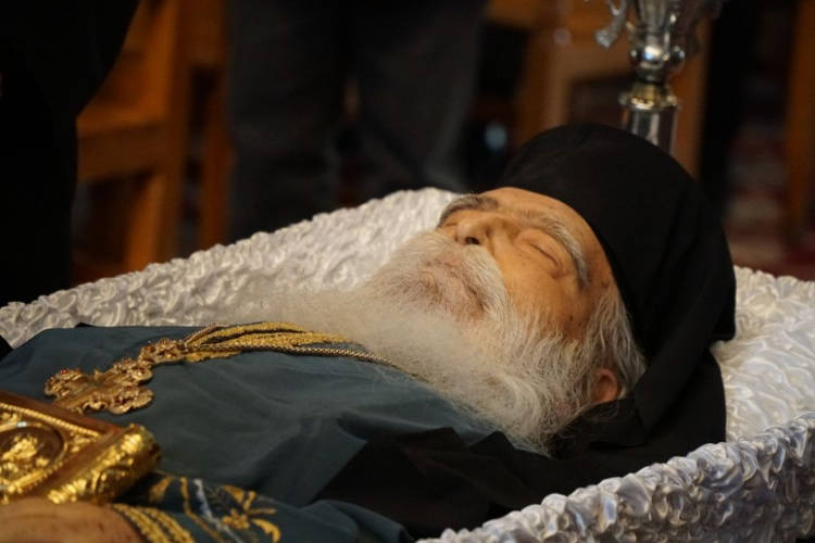 Η Εξόδιος ακολουθία του Αρχιμανδρίτου Χαρίτωνος Μανιτάρα