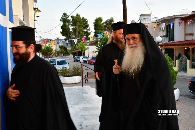 Σύμφωνος ο Μητροπολίτης Αργολίδος με την κυβέρνηση που σταμάτησε τις Λειτουργίες