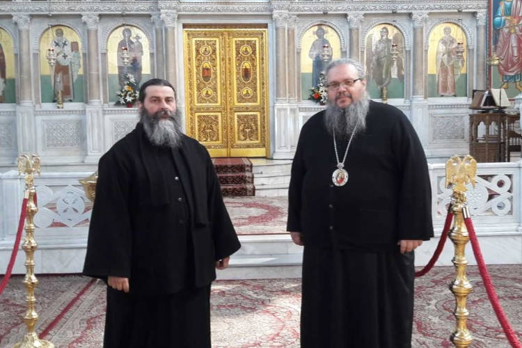 Επισκέψεις Μητροπολίτου Λαρίσης στους Ιερούς Ναούς της πόλεως