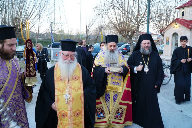 Τα Τρίκαλα υποδέχθηκαν τα Άχραντα Πάθη