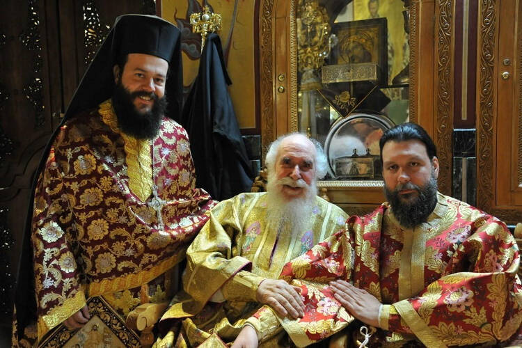 Αντίδωρον ευγνωμοσύνης στον μακαριστό Μητροπολίτη Νέας Ιωνίας Κωνσταντίνο
