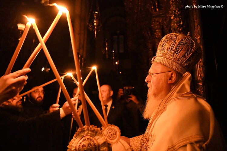 Με ιδιαίτερη λαμπρότητα εορτάστηκε η Ανάσταση στο Φανάρι (ΦΩΤΟ)