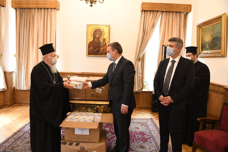 10.000 προστατευτικές μάσκες προσώπου στο Οικουμενικό Πατριαρχείο