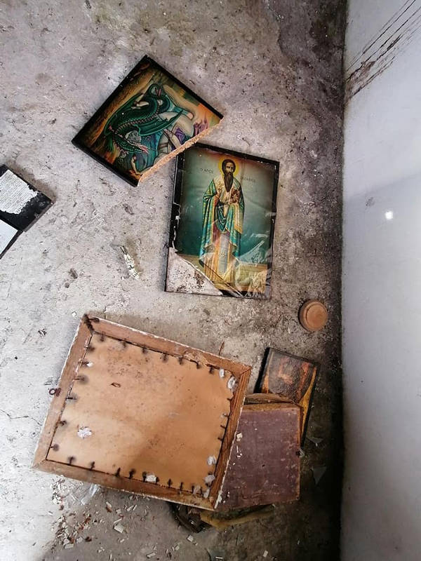 Βανδαλισμοί στη Παναγία Τσιραμδού στη Μόρια (ΦΩΤΟ)