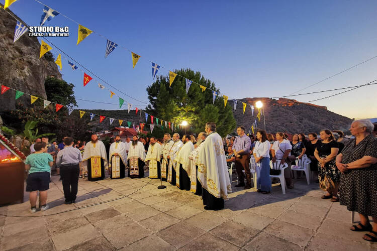 Η Εορτή των Αγίων Πάντων στην Πρόνοια Ναυπλίου (ΦΩΤΟ)