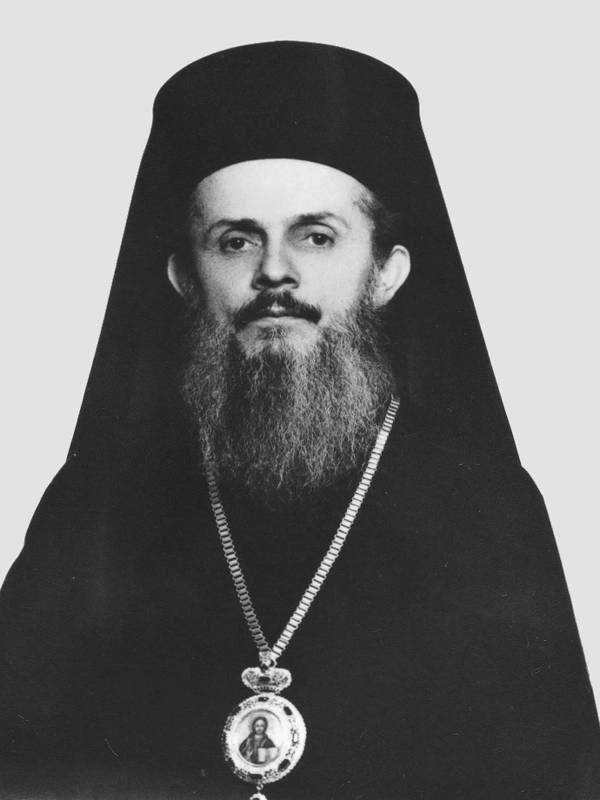 Χαρμόσυνα ήχησαν οι καμπάνες στη Μητρόπολη Εδέσσης για την Αγιοκατάταξη του Μητροπολίτου Εδέσσης Καλλινίκου