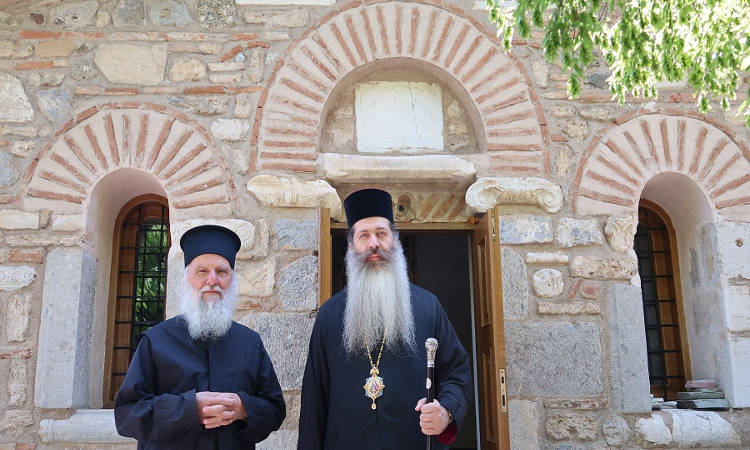 Ο Μητροπολίτης Φθιώτιδος στη Μαρτυρική πόλη της Υπάτης (ΦΩΤΟ)