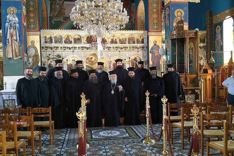 Αιτωλίας Κοσμάς: Εισέρχεσαι στην Ιερωσύνη σε ημέρες που πολεμείται πολύ η Ορθοδοξία και ο Χριστός μας (ΦΩΤΟ)