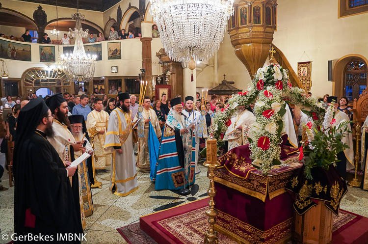 Η ακολουθία των Εγκωμίων της Θεοτόκου στη Νάουσα