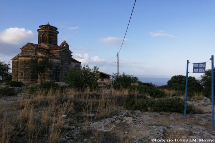 Ο Μάνης Χρυσόστομος στο Μεταβυζαντινό Ναό Παλαιάς Καρδαμύλης (ΦΩΤΟ)