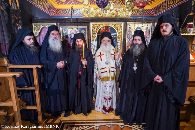 Θυρανοίξια Ιερού Παρεκκλησίου στη Μονή Παναγίας Καλλίπετρας (ΦΩΤΟ)
