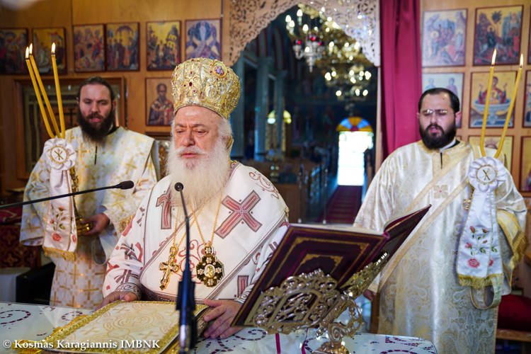 Βεροίας Παντελεήμων: Ο σταυρός είναι ταυτόσημος με την αγιότητα και τη ζωή των αγίων