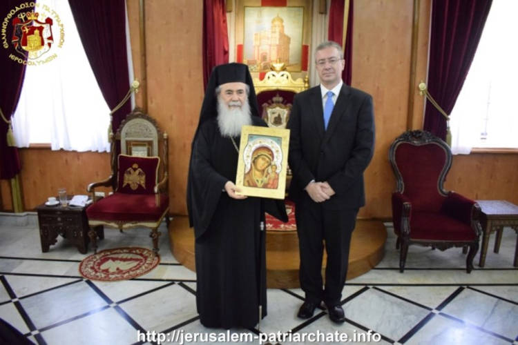 Ο νέος Γενικός Πρόξενος της Ελλάδος στα Ιεροσόλυμα στον Πατριάρχη Ιεροσολύμων