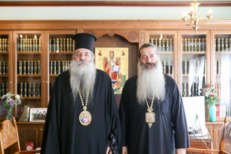 Ο Μητροπολίτης Πειραιώς Σεραφείμ στον Φθιώτιδος Συμεών