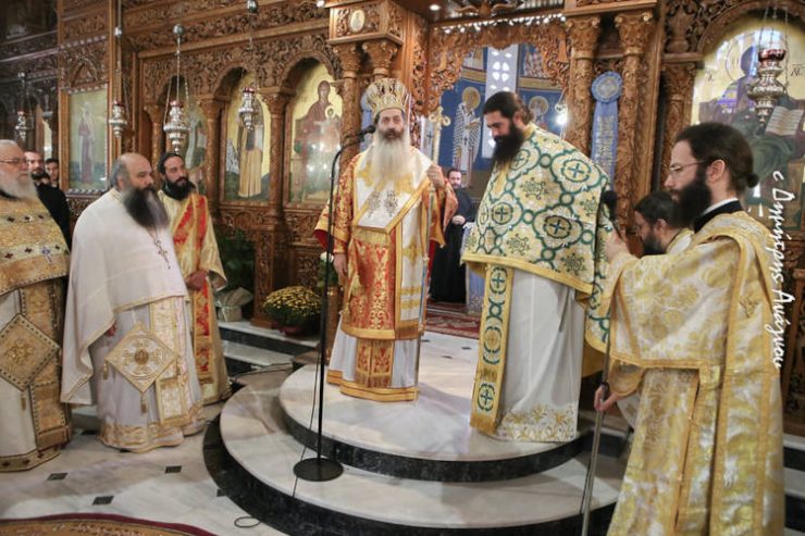 Χειροτονία πρεσβυτέρου από τον Φθιώτιδος Συμεών
