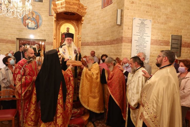 Η Σύρος τιμά τον Άγιο Μεγαλομάρτυρα Δημήτριο