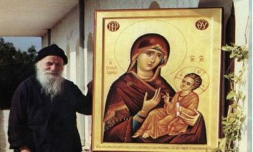 Άγιος Πορφύριος: Όταν αγαπάς τον Χριστό