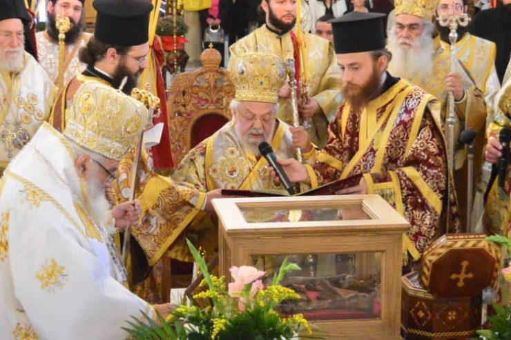 Συνδέουν τον κορωνοϊό με την Ανακομιδή του Αγίου Καλλινίκου