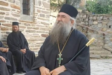 Μόνο με την αγάπη υπάρχει ελπίδα να αλλάξει ο κόσμος μας