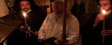 Κούρα μοναχού στη Μονή Αγίου Ιωάννου Προδρόμου στο Λιβάδι Καρυάς