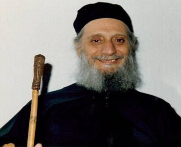 Γέροντας Αιμιλιανός Σιμωνοπετρίτης: Γιατί να δέχομαι τον καθένα όπως είναι;