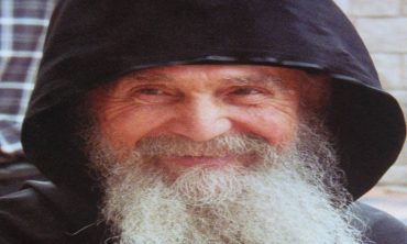 Γέροντας Εφραίμ Αριζόνας: Η ταπείνωση είναι η πιο χαριτωμένη αρετή