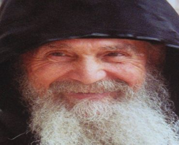 Γέροντας Εφραίμ Αριζόνας: Η ταπείνωση είναι η πιο χαριτωμένη αρετή