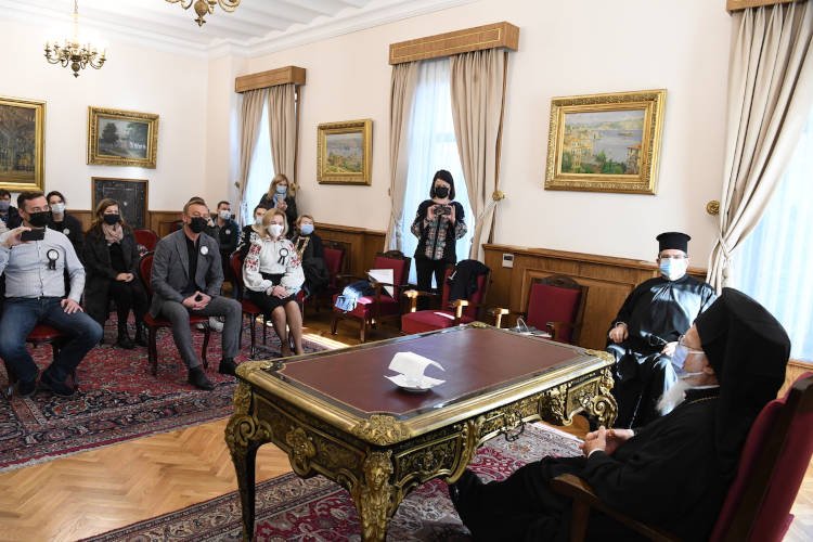 Ο Οικουμενικός Πατριάρχης προσευχήθηκε για τα θύματα του Μεγάλου Λιμού στην Ουκρανία (ΦΩΤΟ)