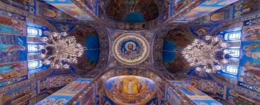 Τι είναι ενδοξότερο από το θρόνο του Θεού;