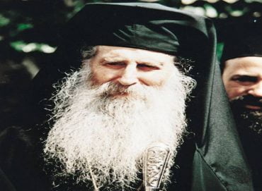 Άγιος Ιάκωβος Τσαλίκης: Μην ντρέπεστε να εξομολογείσθε