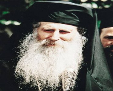 Άγιος Ιάκωβος Τσαλίκης: Μην ντρέπεστε να εξομολογείσθε