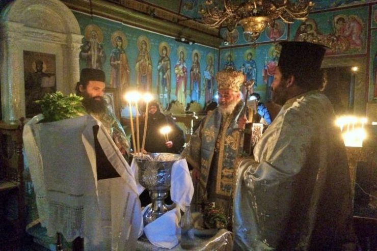 Θεοφάνεια κατά το αγιορείτικο τυπικό στη Μονή Αγίας Αικατερίνης Καλύμνου