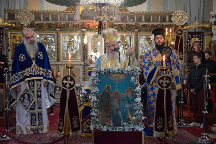 Αιτωλίας Κοσμάς: «…δια του Αγιασμού επιτελούνται άπειρα θαύματα!»