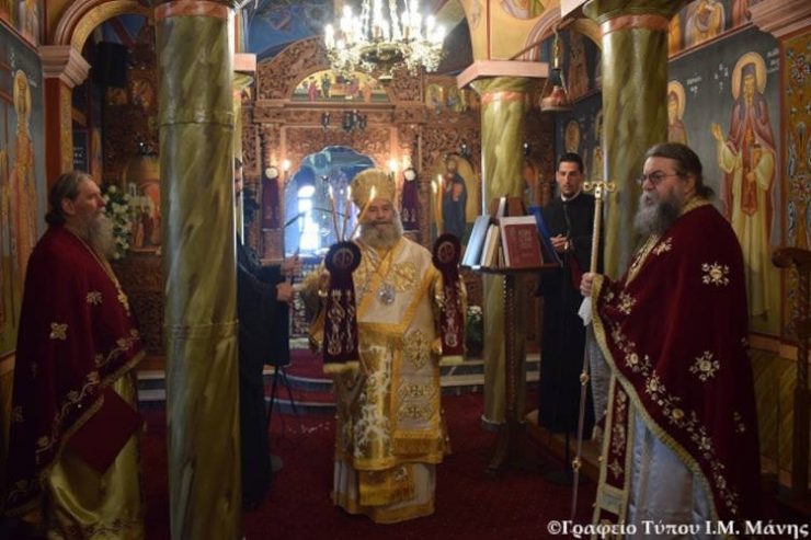 Μάνης Χρυσόστομος: Υπαπαντή σημαίνει συνάντηση με το φως
