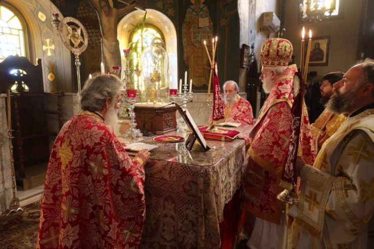 Κεκλεισμένων των θυρών η Κυριακή του Ασώτου στη Σύρο
