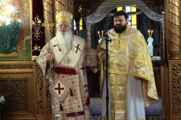 Χειροτονία Διακόνου και Πρεσβυτέρου στη Μητρόπολη Θηβών